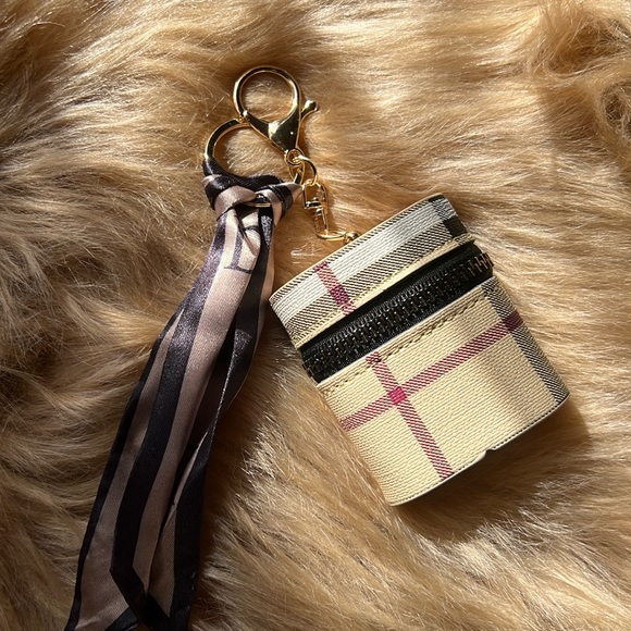 NEW🌸Cute Mini Wallet Keychain - Picture 9 of 11